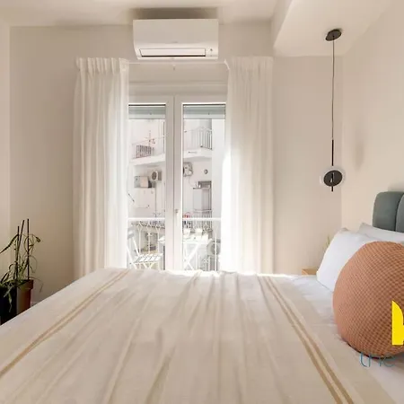 Apartment Romantic Nest With Electrical Fireplace Near Acropolis *